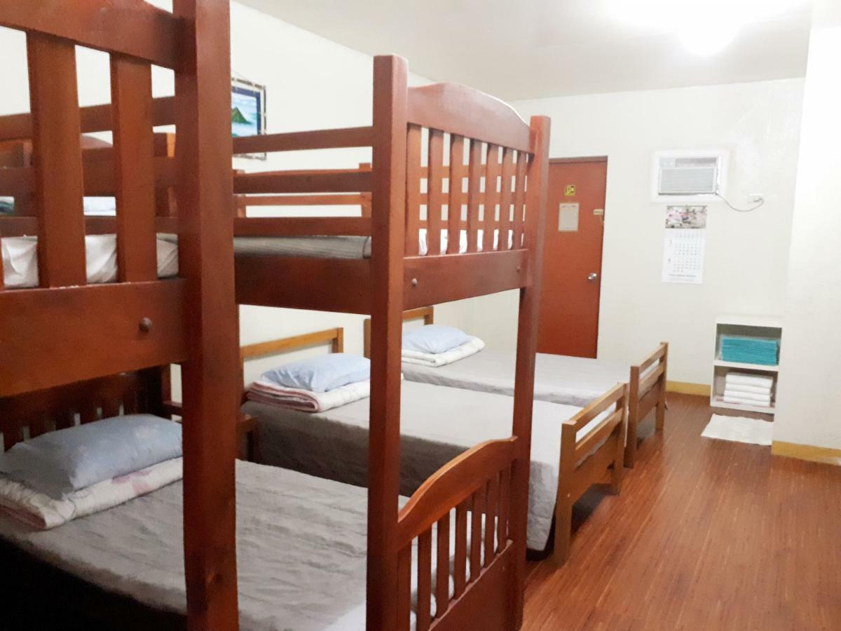 Minine Guesthouse Silang Экстерьер фото