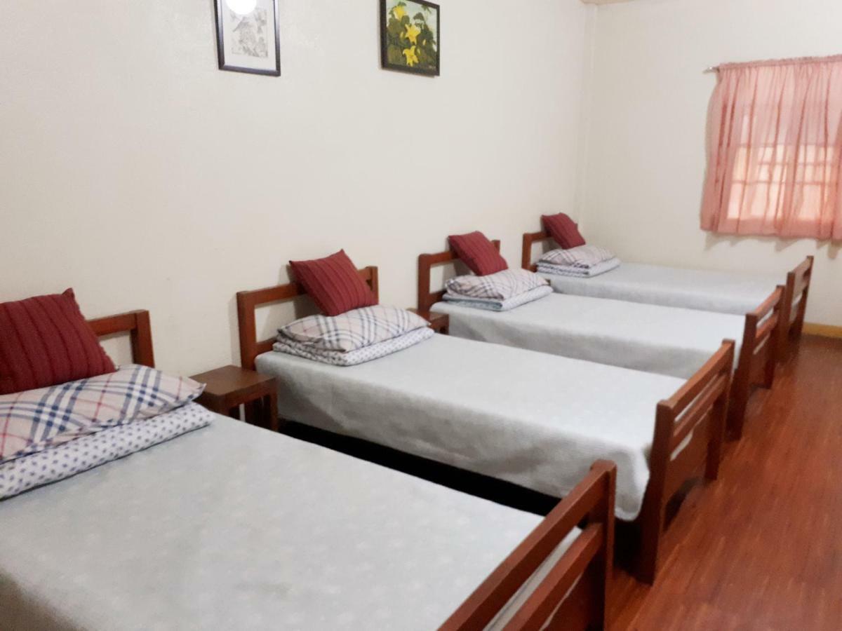 Minine Guesthouse Silang Экстерьер фото