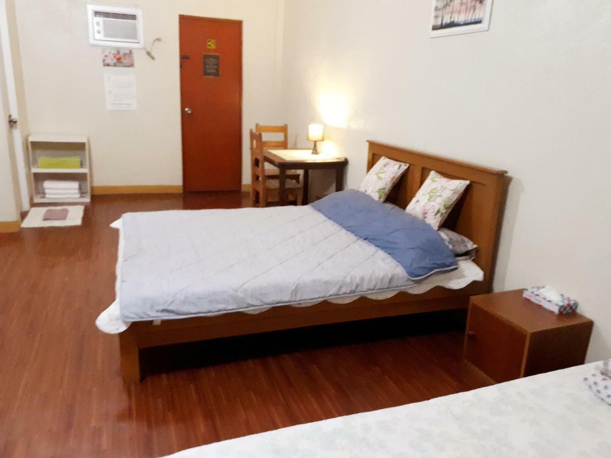 Minine Guesthouse Silang Экстерьер фото