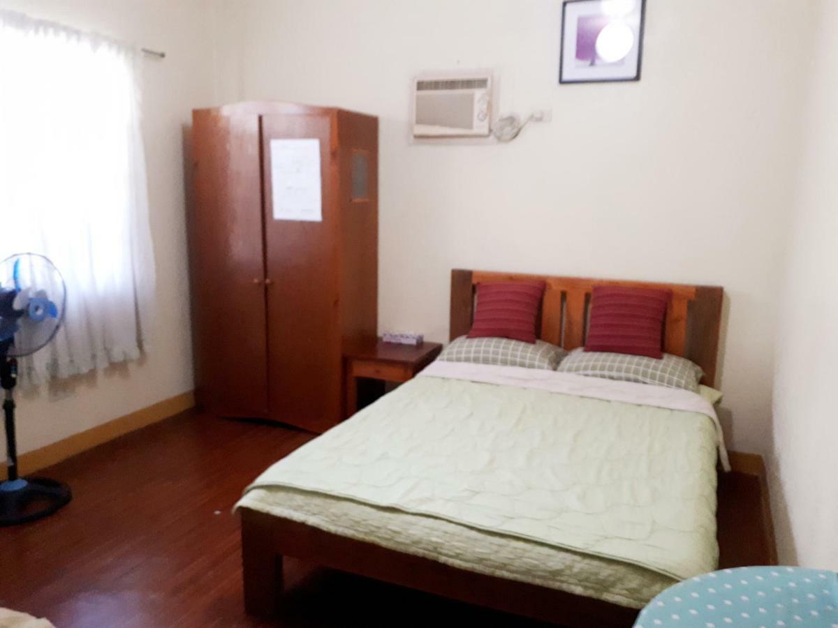 Minine Guesthouse Silang Экстерьер фото